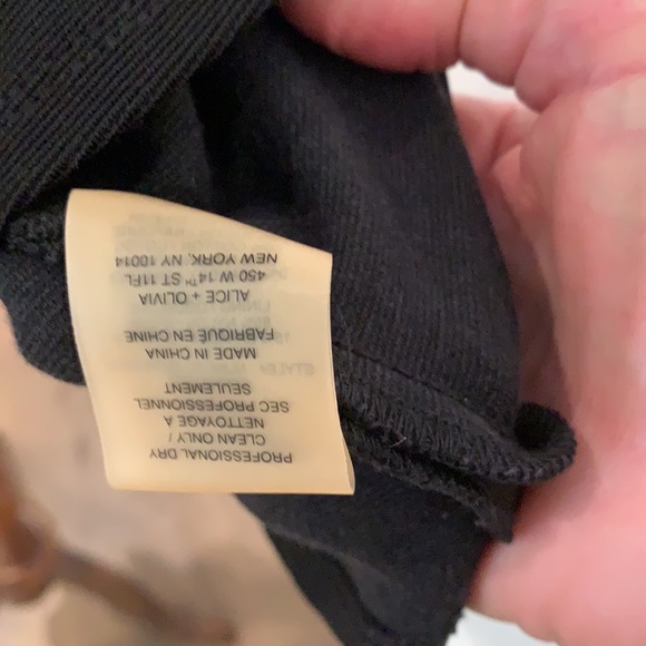 HP 🎉Alice and Olivia Black Fit and Flare Dress - Picture 7 of 8